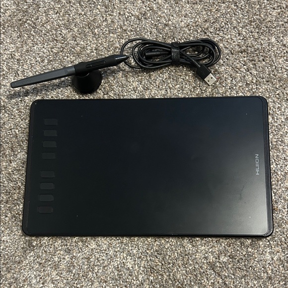 Huion Black Drawing Tablet - Picture 1 of 9